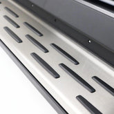 Volvo Xc60 2018 On - Oe Style Integrated Running Boards Side Steps - Pair